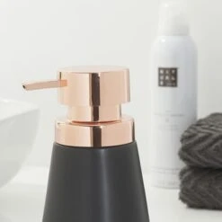 Sealskin Zeepdispenser Conical Porcelein Zwart -Badkamer Winkel 123 1348