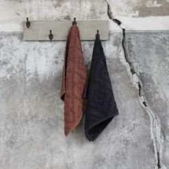 Sealskin Badmat Aztec 60x90cm Donkerroze -Badkamer Winkel 123 1511