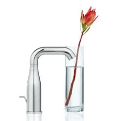 GROHE Wastafelkraan Essence M-size Met Hendel En Waste Chroom -Badkamer Winkel 123 3563