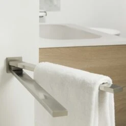 Tiger Handdoekrek Items Met Draaibare Armen RVS 9 Tiger Handdoekrek Items Met Draaibare Armen RVS -Badkamer Winkel 123 842