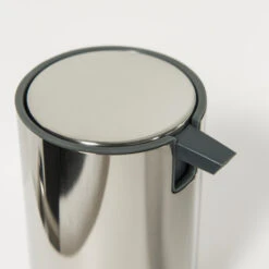 Tiger Zeepdispenser Boston Staand RVS Glans 9 Tiger Zeepdispenser Boston Staand RVS Glans -Badkamer Winkel 123 953